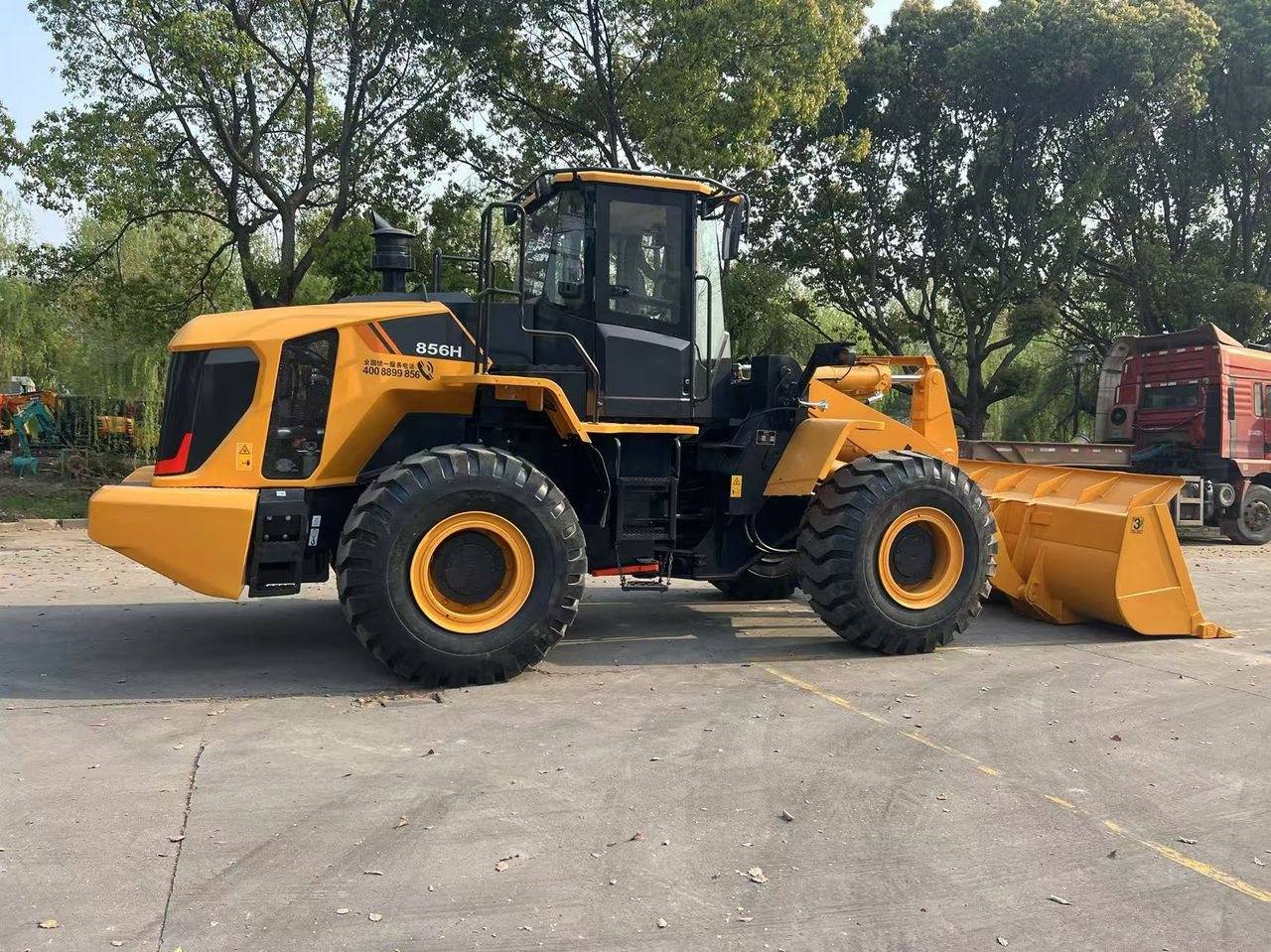 Liugong CLG 856H used wheel loader with cummins engine - Máy xúc lật bánh lốp: hình 2 Liugong CLG 856H used wheel loader with cummins engine - Máy xúc lật bánh lốp: hình 2