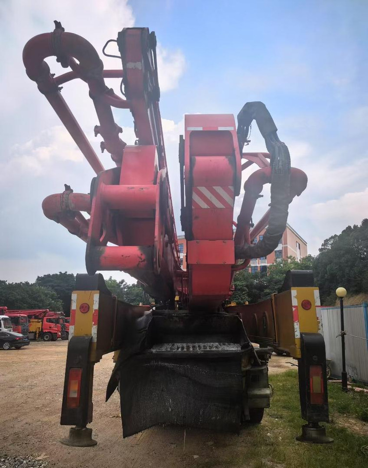 Thiết bị bê tông VOLVO 62 Meters Original Concrete Pump Truck Construction Machinery Cement Pumping Equipment Mounted Concrete Pump Truck: hình 7