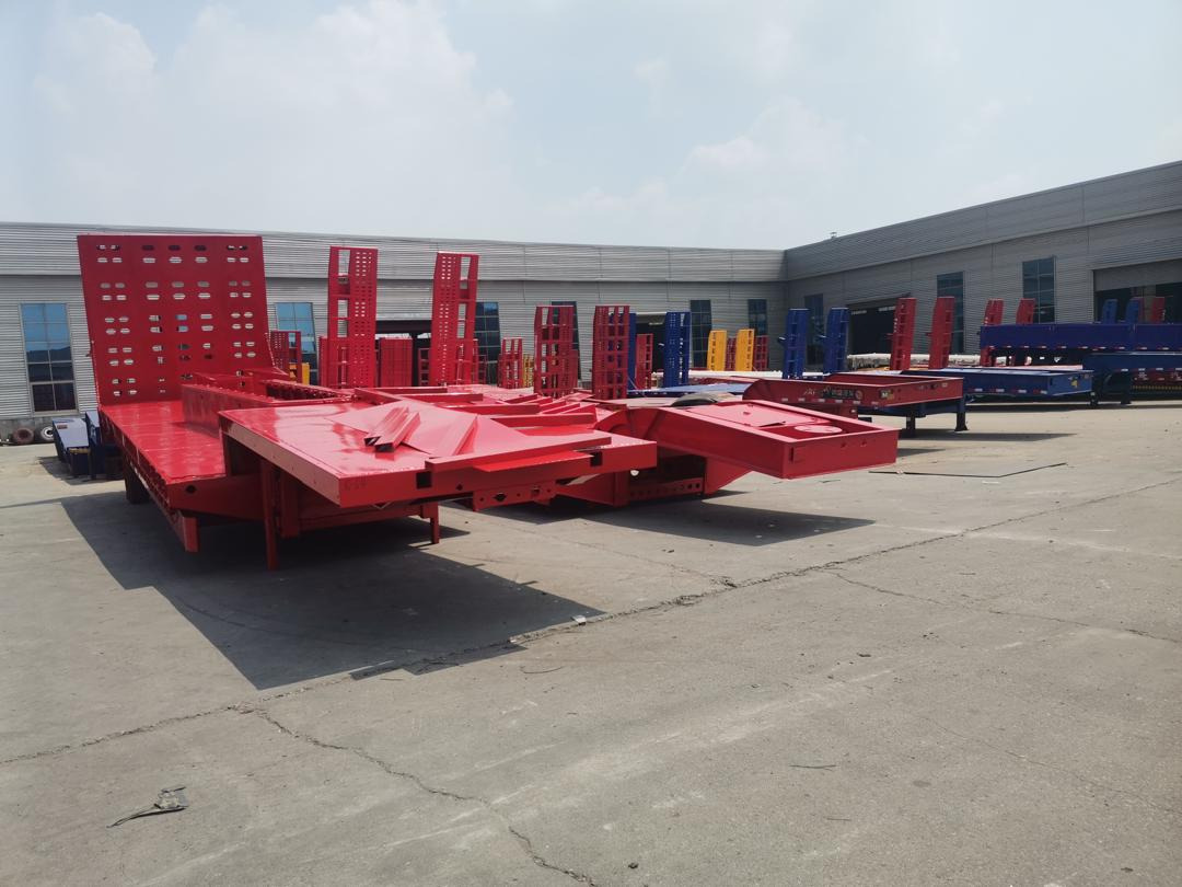ZHICHENG Semi Flat Bed Low Bed Lowboy bed truck in New or Used Condition and various Size for Sale - Sơ mi rơ moóc thùng thấp: hình 5 ZHICHENG Semi Flat Bed Low Bed Lowboy bed truck in New or Used Condition and various Size for Sale - Sơ mi rơ moóc thùng thấp: hình 5