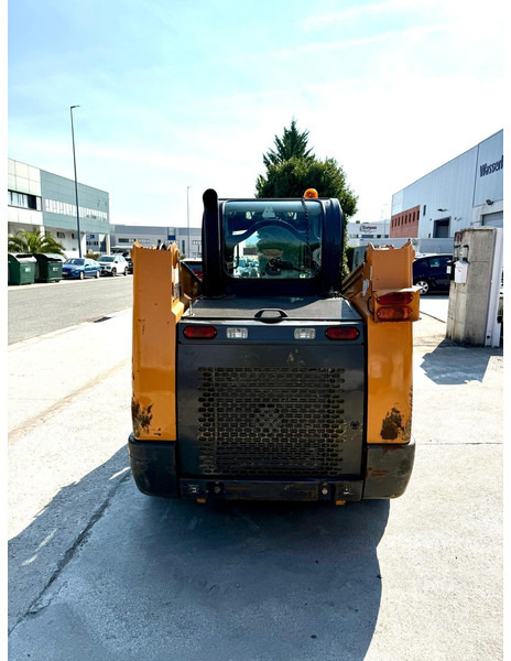 Case SR210 - Máy xúc lật bánh lốp: hình 3 Case SR210 - Máy xúc lật bánh lốp: hình 3