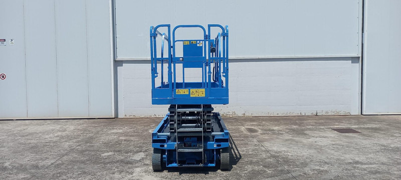 Genie GS2032 - Máy nâng người hình kéo: hình 2 Genie GS2032 - Máy nâng người hình kéo: hình 2