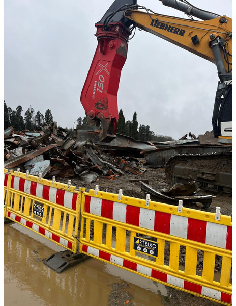 Máy xúc bánh xích Liebherr R970 SDH: hình 13