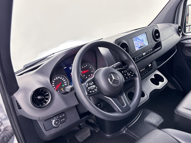 Mercedes-Benz Sprinter 317 1.9 CDI L3H2 RWD Led Automaat 9G 3500KG trekgewicht Navigatie Cruise control Betimmering Camera - Xe van chở hàng: hình 4 Mercedes-Benz Sprinter 317 1.9 CDI L3H2 RWD Led Automaat 9G 3500KG trekgewicht Navigatie Cruise control Betimmering Camera - Xe van chở hàng: hình 4