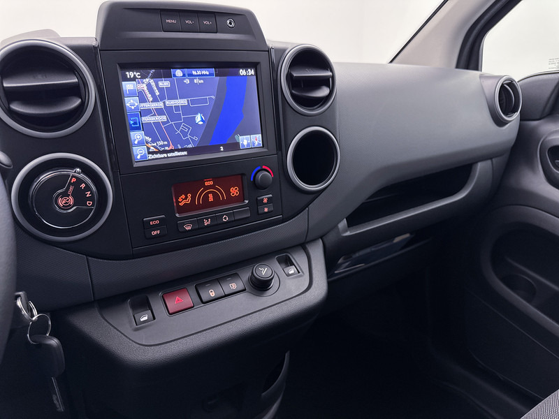 Xe van nhỏ gọn, Xe van điện Peugeot Partner Electric L1 Premium Navigatie Parkeersensoren Cruise Control: hình 7