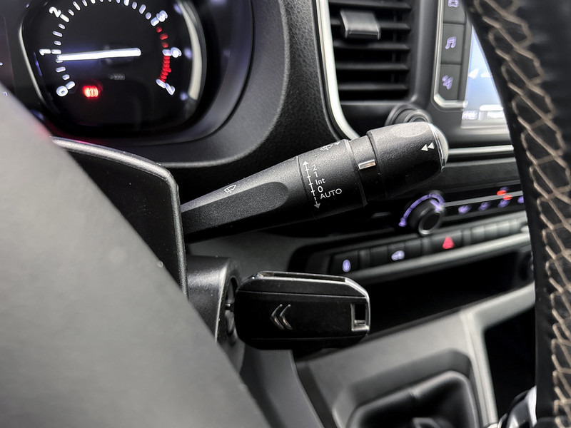 Xe van nhỏ gọn Toyota ProAce Worker 2.0 D-4D Navigator Marge (btw-vrij) Navigatie Trekhaak Camera Betimmering: hình 20 Xe van nhỏ gọn Toyota ProAce Worker 2.0 D-4D Navigator Marge (btw-vrij) Navigatie Trekhaak Camera Betimmering: hình 20