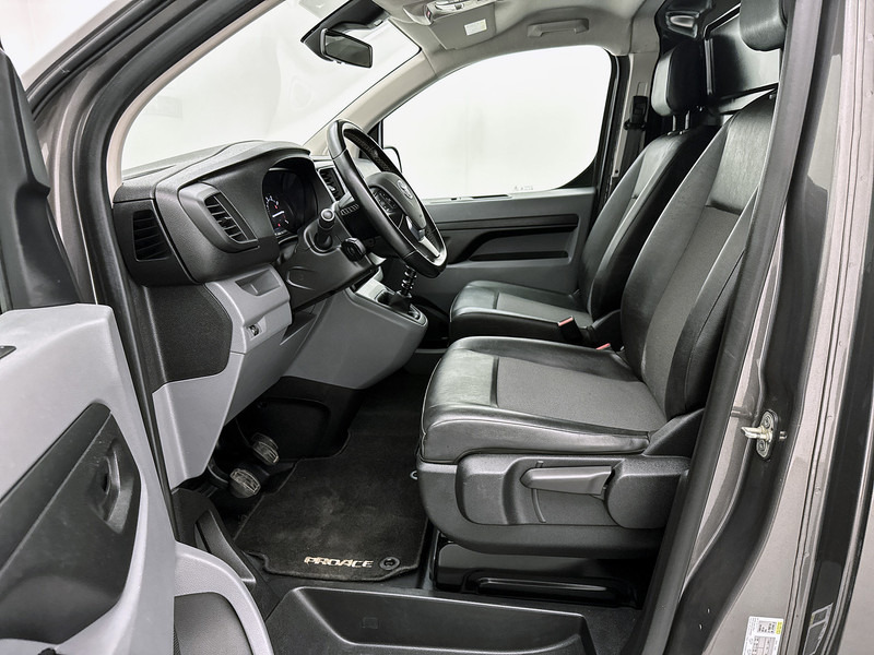 Xe van nhỏ gọn Toyota ProAce Worker 2.0 D-4D Navigator Marge (btw-vrij) Navigatie Trekhaak Camera Betimmering: hình 7 Xe van nhỏ gọn Toyota ProAce Worker 2.0 D-4D Navigator Marge (btw-vrij) Navigatie Trekhaak Camera Betimmering: hình 7