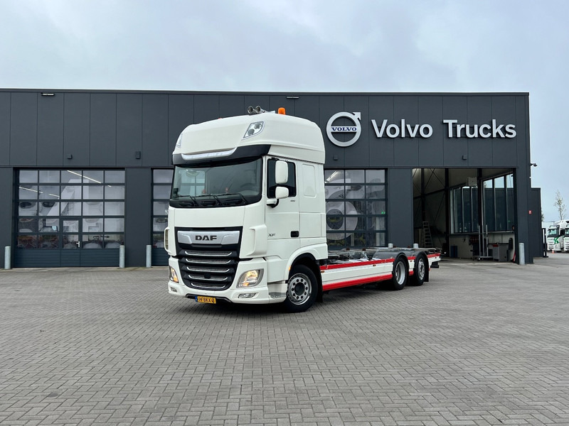 Xe tải khung gầm DAF XF 450 SSC 6x2 BDF: hình 10