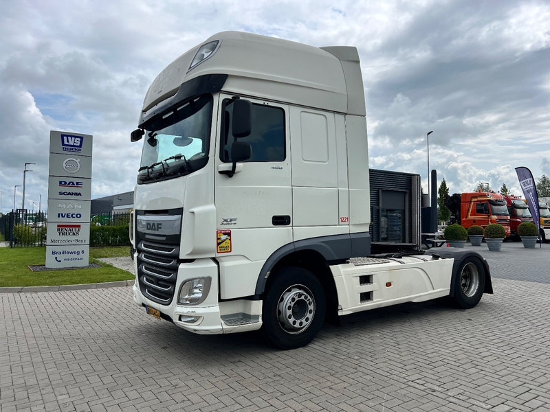 DAF XF 460 4x2 Trekker SSC / 2x Tank / full spoiler - Xe đầu kéo: hình 1 DAF XF 460 4x2 Trekker SSC / 2x Tank / full spoiler - Xe đầu kéo: hình 1