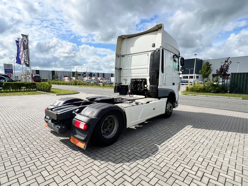 DAF XF 460 4x2 Trekker SSC / 2x Tank / full spoiler - Xe đầu kéo: hình 5 DAF XF 460 4x2 Trekker SSC / 2x Tank / full spoiler - Xe đầu kéo: hình 5