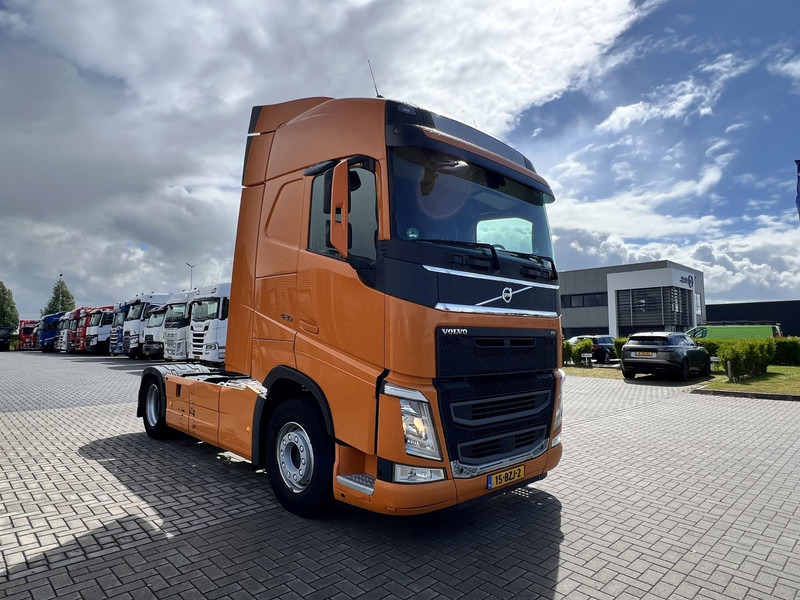 Volvo FH 420 4x2 Trekker Globetrotter / Chassis : KB - Xe đầu kéo: hình 3 Volvo FH 420 4x2 Trekker Globetrotter / Chassis : KB - Xe đầu kéo: hình 3
