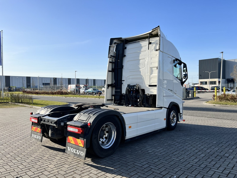 Volvo FH 460 4x2 trekker Full Air / Vin : LA - Xe đầu kéo: hình 5 Volvo FH 460 4x2 trekker Full Air / Vin : LA - Xe đầu kéo: hình 5