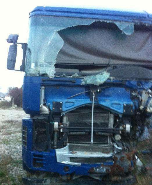 Renault Magnum - Cabin cho Xe tải: hình 1 Renault Magnum - Cabin cho Xe tải: hình 1