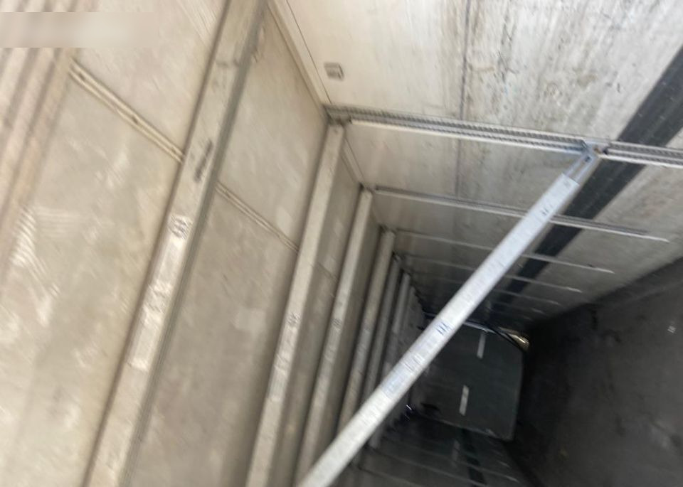 Sistem double deck dube frigorifice : Suporti laterali +bari - Sơ mi rơ moóc đông lạnh: hình 4 Sistem double deck dube frigorifice : Suporti laterali +bari - Sơ mi rơ moóc đông lạnh: hình 4