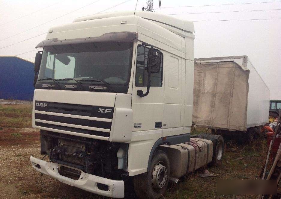 DAF XF 95 orice piesa - Xe đầu kéo: hình 2 DAF XF 95 orice piesa - Xe đầu kéo: hình 2