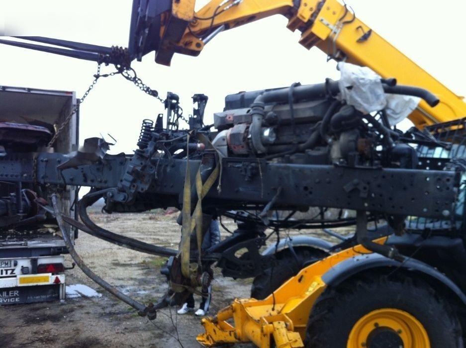 DAF xf95 EURO 5 piese din dezmembrari - Xe đầu kéo: hình 4 DAF xf95 EURO 5 piese din dezmembrari - Xe đầu kéo: hình 4