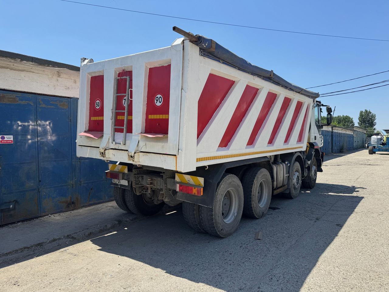 IVECO EuroTrakker 410 2009 Euro 4 Cursor 13 Klima : Sasiu GROS , Multi - Xe tải: hình 3 IVECO EuroTrakker 410 2009 Euro 4 Cursor 13 Klima : Sasiu GROS , Multi - Xe tải: hình 3
