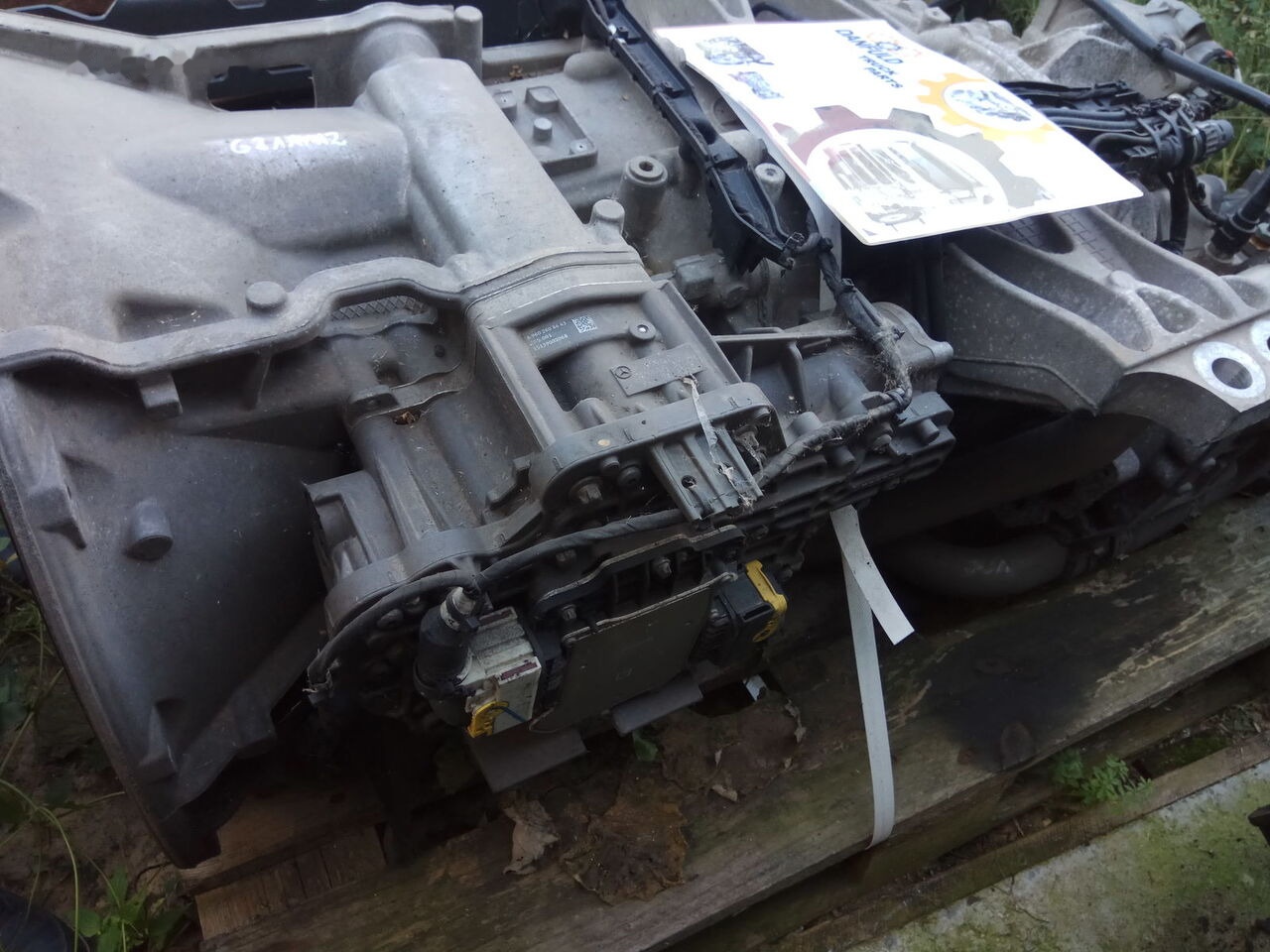 Daimler-Benz G211-12 715.352 Mercedes-Benz truck - Hộp số cho Xe tải: hình 1 Daimler-Benz G211-12 715.352 Mercedes-Benz truck - Hộp số cho Xe tải: hình 1