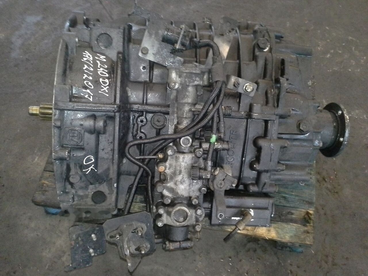ZF 6S1000T0 Renault - Hộp số cho Xe tải: hình 1 ZF 6S1000T0 Renault - Hộp số cho Xe tải: hình 1