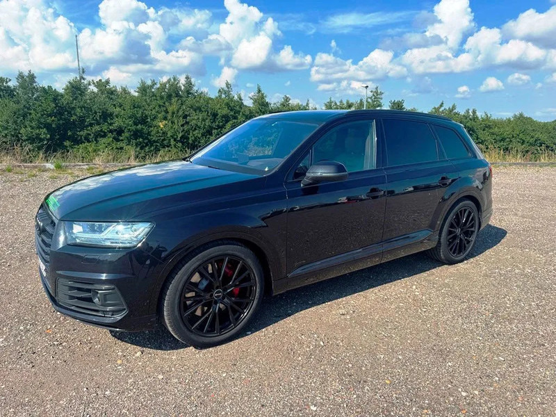 Audi SQ7 Black Edition. panoramo sun roof. . oil heater. head up display. 21" alu weels. night vision. B&O sound system. - SUV: hình 2 Audi SQ7 Black Edition. panoramo sun roof. . oil heater. head up display. 21" alu weels. night vision. B&O sound system. - SUV: hình 2