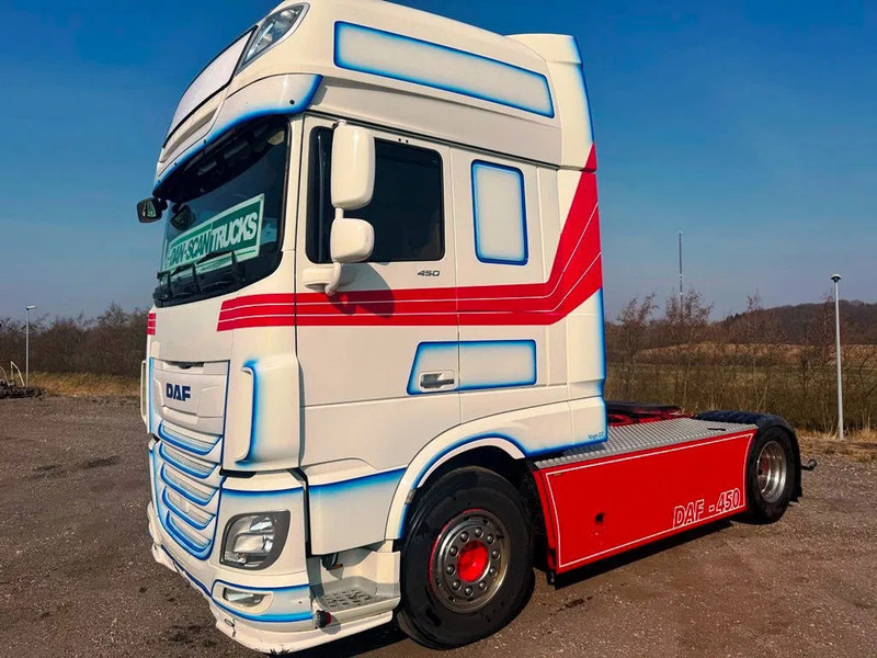 DAF XF 450 DAF XF 450 Special Interior. 706000 km. Euro 6 - Xe đầu kéo: hình 3 DAF XF 450 DAF XF 450 Special Interior. 706000 km. Euro 6 - Xe đầu kéo: hình 3