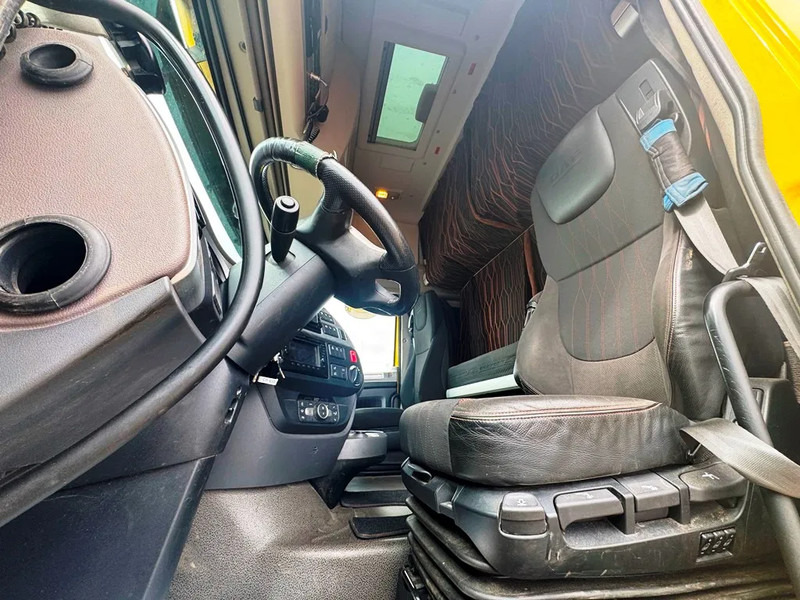 Xe đầu kéo DAF XF 530 Twensteer 6x2/4. Hydr. system.: hình 11