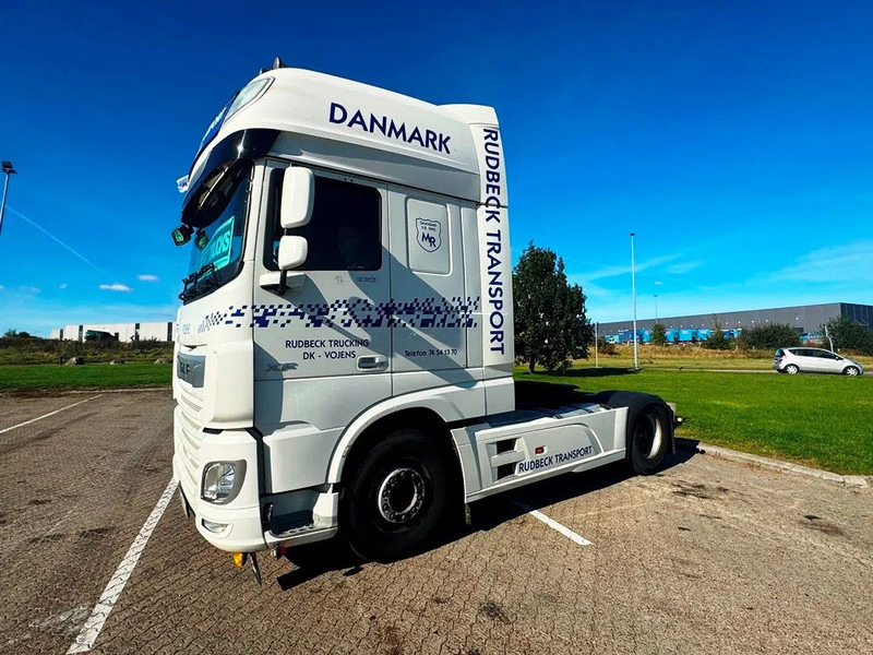 DAF XF 530 god tractor unit - Xe đầu kéo: hình 4 DAF XF 530 god tractor unit - Xe đầu kéo: hình 4