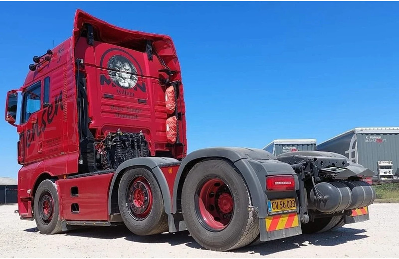 MAN TGX 26.510 2stk . Special interior. pusher 6x2/2. - Xe đầu kéo: hình 5 MAN TGX 26.510 2stk . Special interior. pusher 6x2/2. - Xe đầu kéo: hình 5
