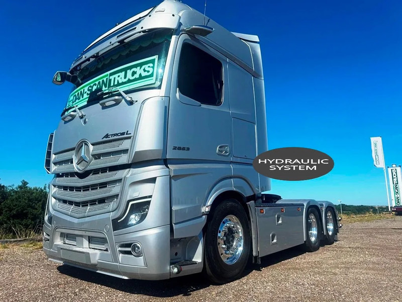 Mercedes-Benz Actros 2653 Special Interior. 6x2 3250mm weelbase. Air / Air suspension. hydr. syatem. Invertor. Micro wave. - Xe đầu kéo: hình 1 Mercedes-Benz Actros 2653 Special Interior. 6x2 3250mm weelbase. Air / Air suspension. hydr. syatem. Invertor. Micro wave. - Xe đầu kéo: hình 1