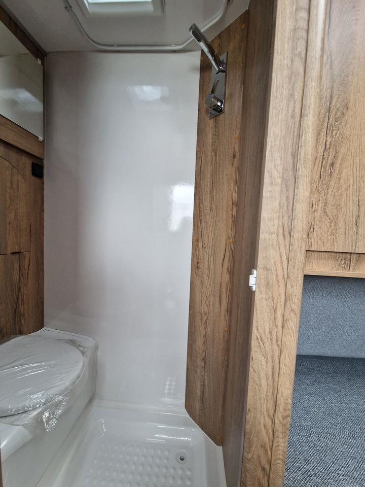 NTL-LAZUR Niewiadów z roku 2025. Przyczepa kempingowa dla 3 osób - Rơ moóc kiểu caravan: hình 2 NTL-LAZUR Niewiadów z roku 2025. Przyczepa kempingowa dla 3 osób - Rơ moóc kiểu caravan: hình 2