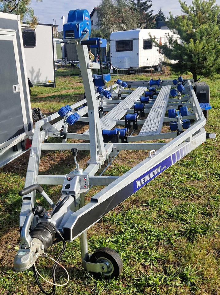 Nowa Przyczepa Podłodziowa 3500kg do 10M Niewiadów P3585HT - Rơ moóc kéo thuyền: hình 1 Nowa Przyczepa Podłodziowa 3500kg do 10M Niewiadów P3585HT - Rơ moóc kéo thuyền: hình 1