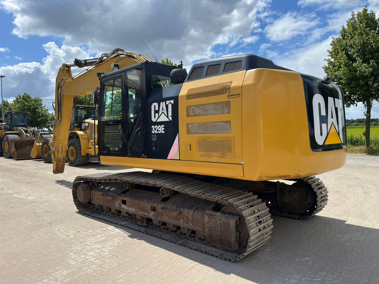 Caterpillar 329ELN - Máy xúc bánh xích: hình 1 Caterpillar 329ELN - Máy xúc bánh xích: hình 1