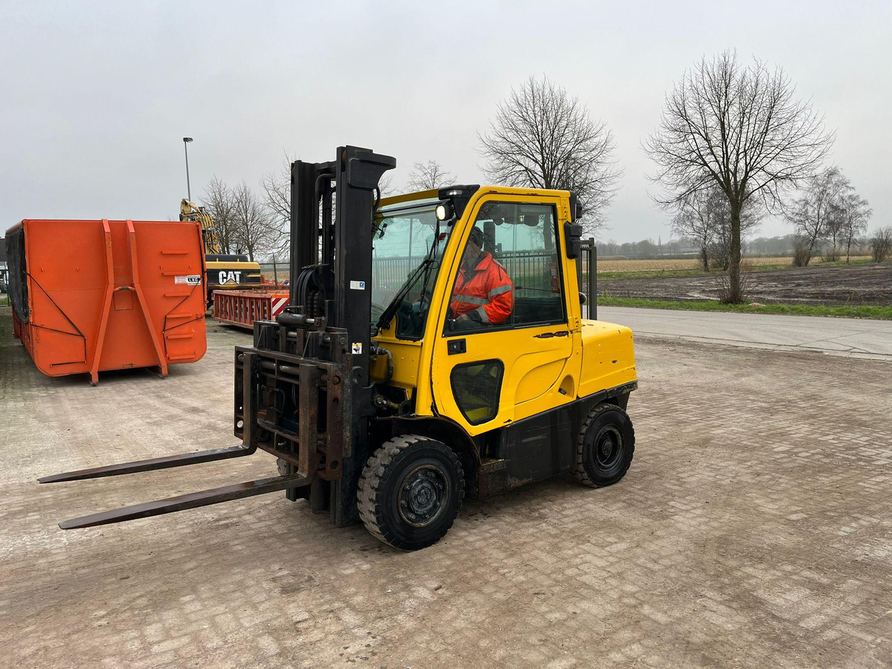 Hyster H4.5 - Xe nâng diesel: hình 1 Hyster H4.5 - Xe nâng diesel: hình 1