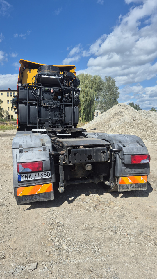 MAN TGX 41.680 - Xe đầu kéo: hình 5 MAN TGX 41.680 - Xe đầu kéo: hình 5