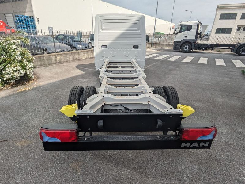 AUTOTELAIO LUNGO RUOTE GEMELLATE TGE 5.160 4X2 SB - Xe tải khung gầm: hình 3 AUTOTELAIO LUNGO RUOTE GEMELLATE TGE 5.160 4X2 SB - Xe tải khung gầm: hình 3