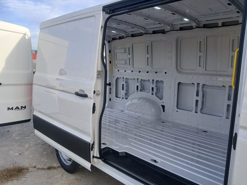 FURGONE CORTO TETTO BASSO MAN TGE 3.140 4X2F SB - Xe van chở hàng: hình 3 FURGONE CORTO TETTO BASSO MAN TGE 3.140 4X2F SB - Xe van chở hàng: hình 3