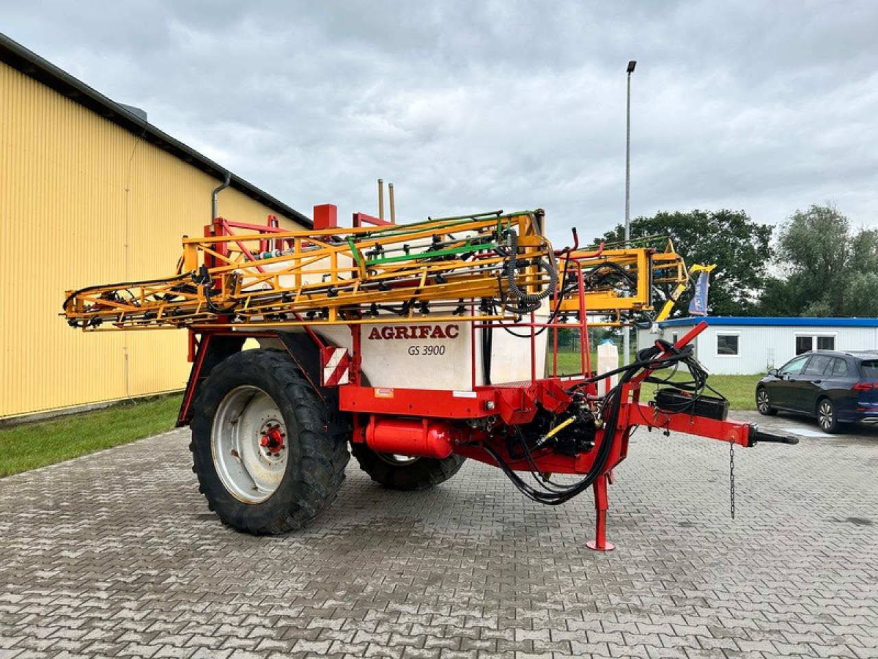 AGRIFAC GS3900 33M - Máy xịt kéo: hình 4 AGRIFAC GS3900 33M - Máy xịt kéo: hình 4