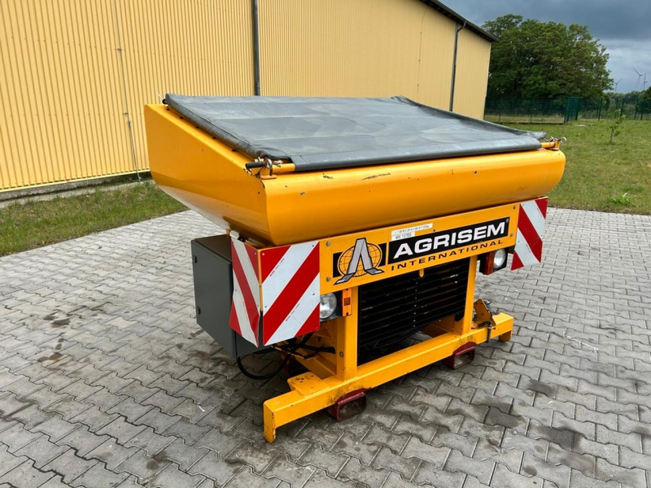 AGRISEM DSF 1600 FRONTTANK - Máy rải phân bón: hình 5 AGRISEM DSF 1600 FRONTTANK - Máy rải phân bón: hình 5