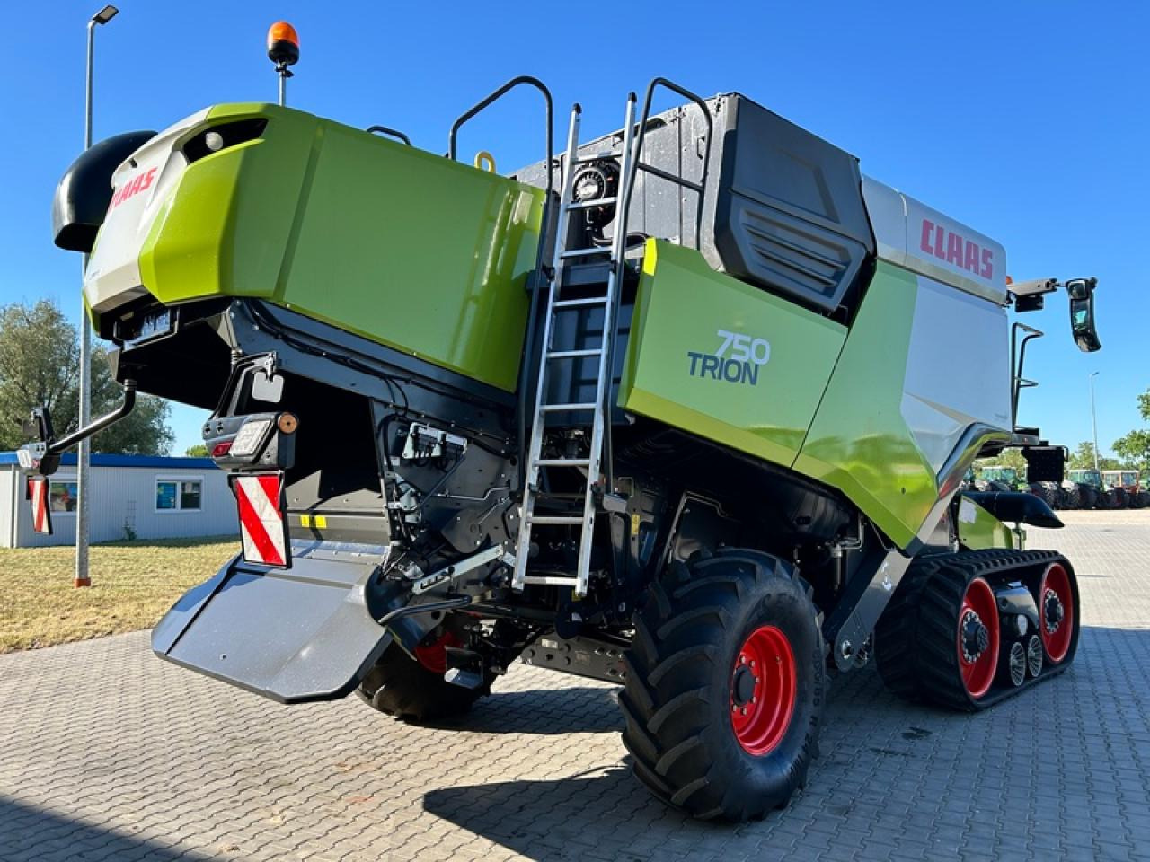 CLAAS TRION 750 TT APS HYBRID - Máy gặt đập: hình 3 CLAAS TRION 750 TT APS HYBRID - Máy gặt đập: hình 3