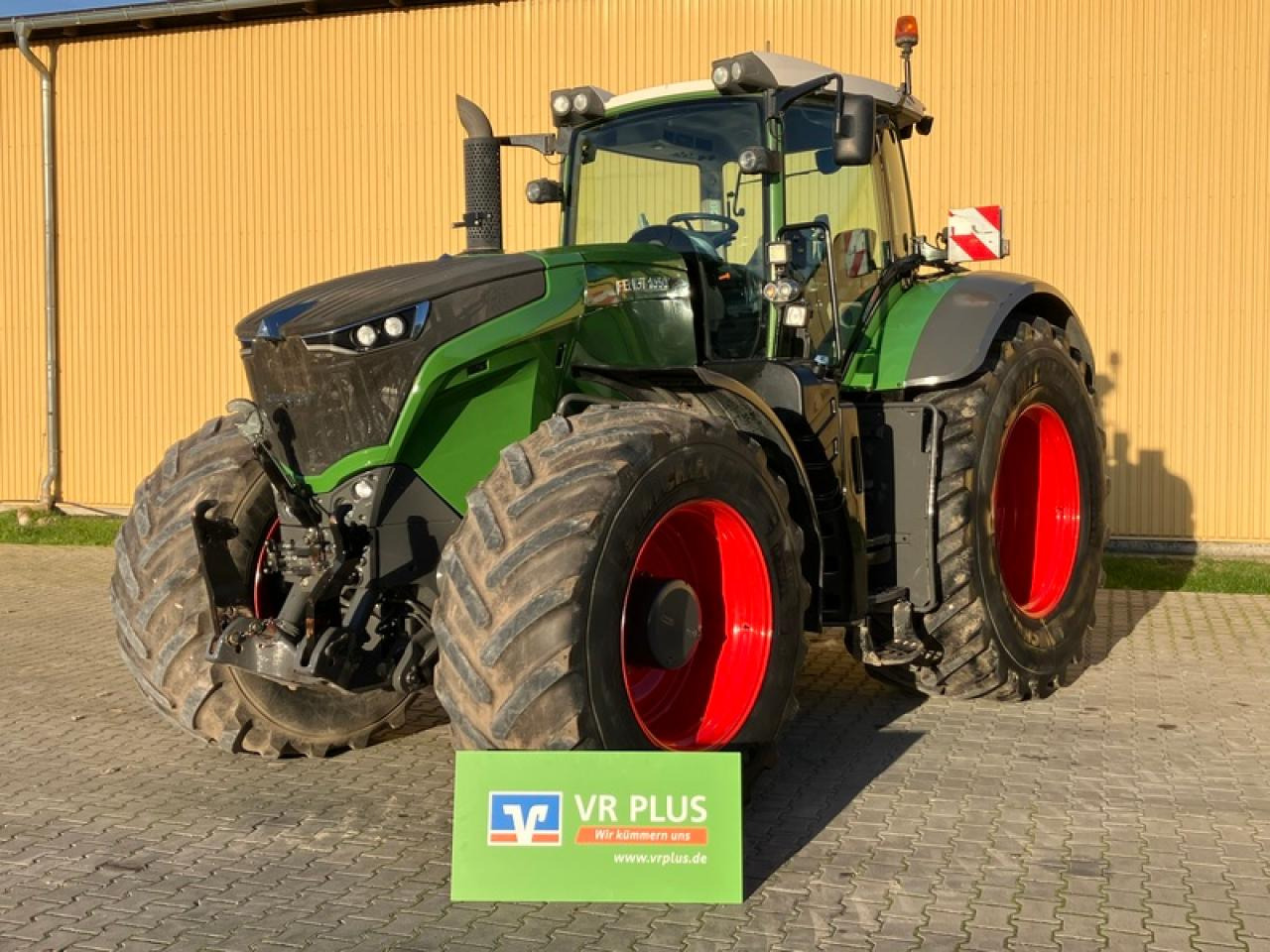 Fendt VARIO 1050 - Máy cày: hình 1 Fendt VARIO 1050 - Máy cày: hình 1