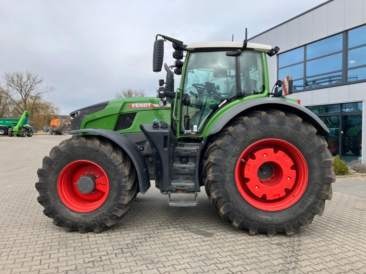 Fendt VARIO 728 GEN 7//RTK//VARIO GRIP - Máy cày: hình 2 Fendt VARIO 728 GEN 7//RTK//VARIO GRIP - Máy cày: hình 2