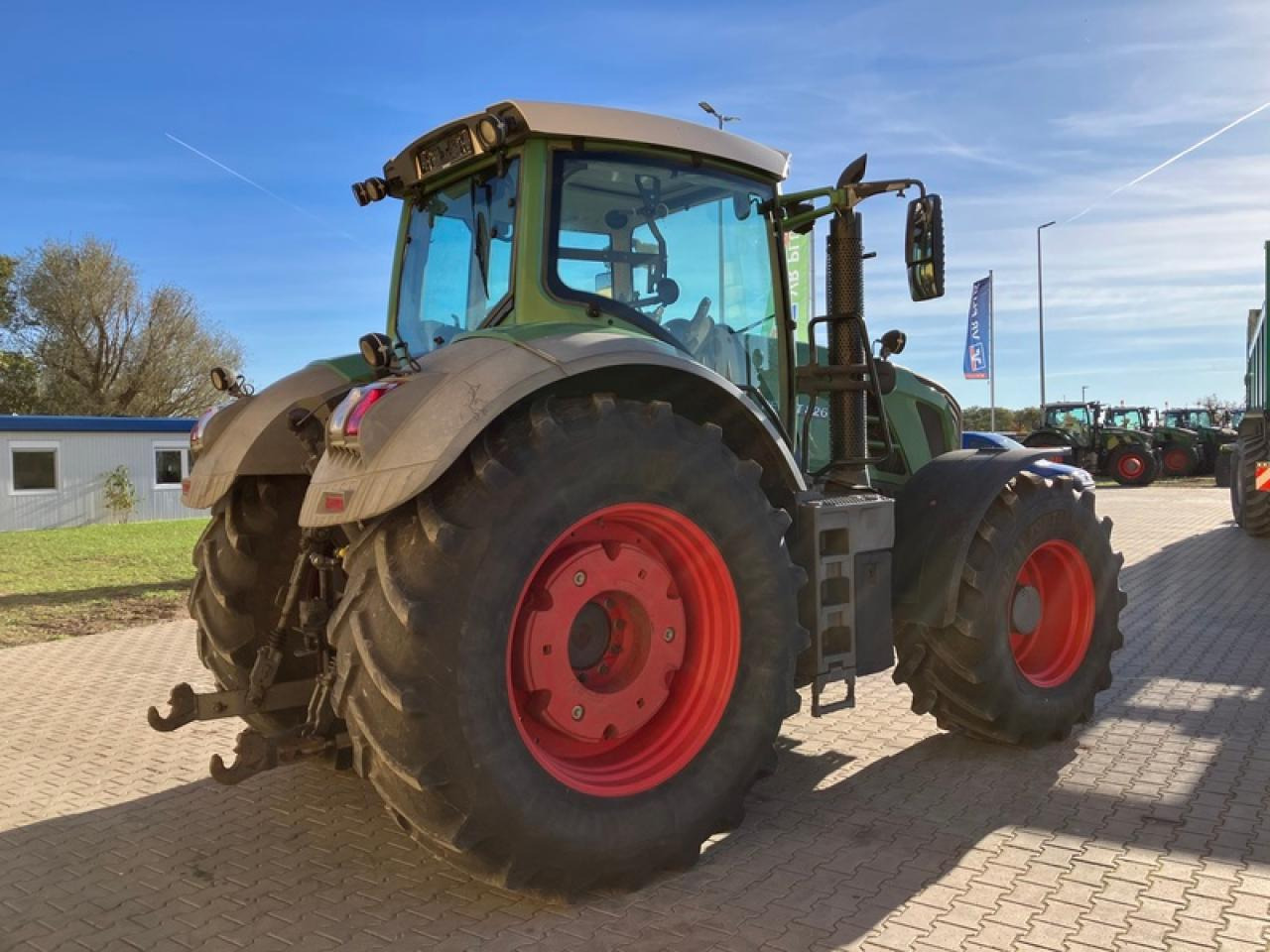 Fendt VARIO 826 - Máy cày: hình 4 Fendt VARIO 826 - Máy cày: hình 4