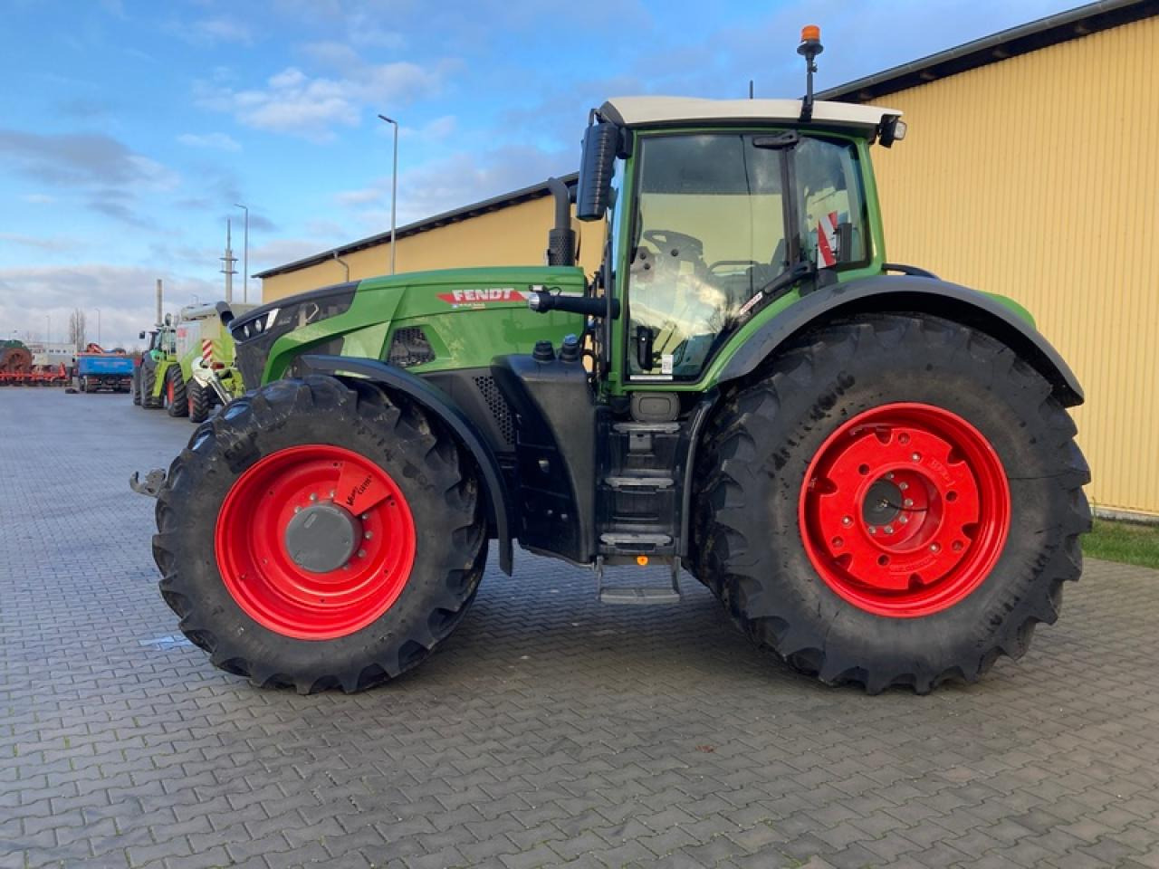 Fendt VARIO 939 - Máy cày: hình 2 Fendt VARIO 939 - Máy cày: hình 2