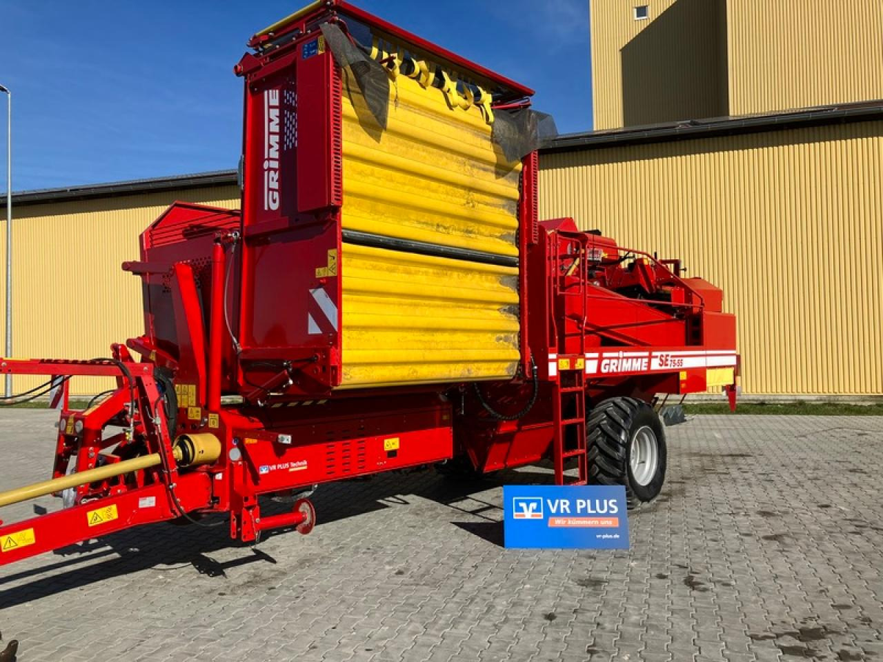 Grimme SE 75-55 SB - Máy thu hoạch khoai tây: hình 1 Grimme SE 75-55 SB - Máy thu hoạch khoai tây: hình 1