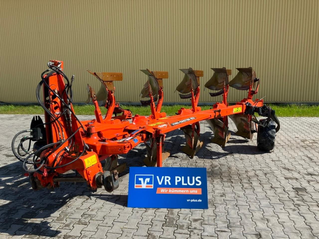 Kuhn VM 153 - Cày: hình 1 Kuhn VM 153 - Cày: hình 1