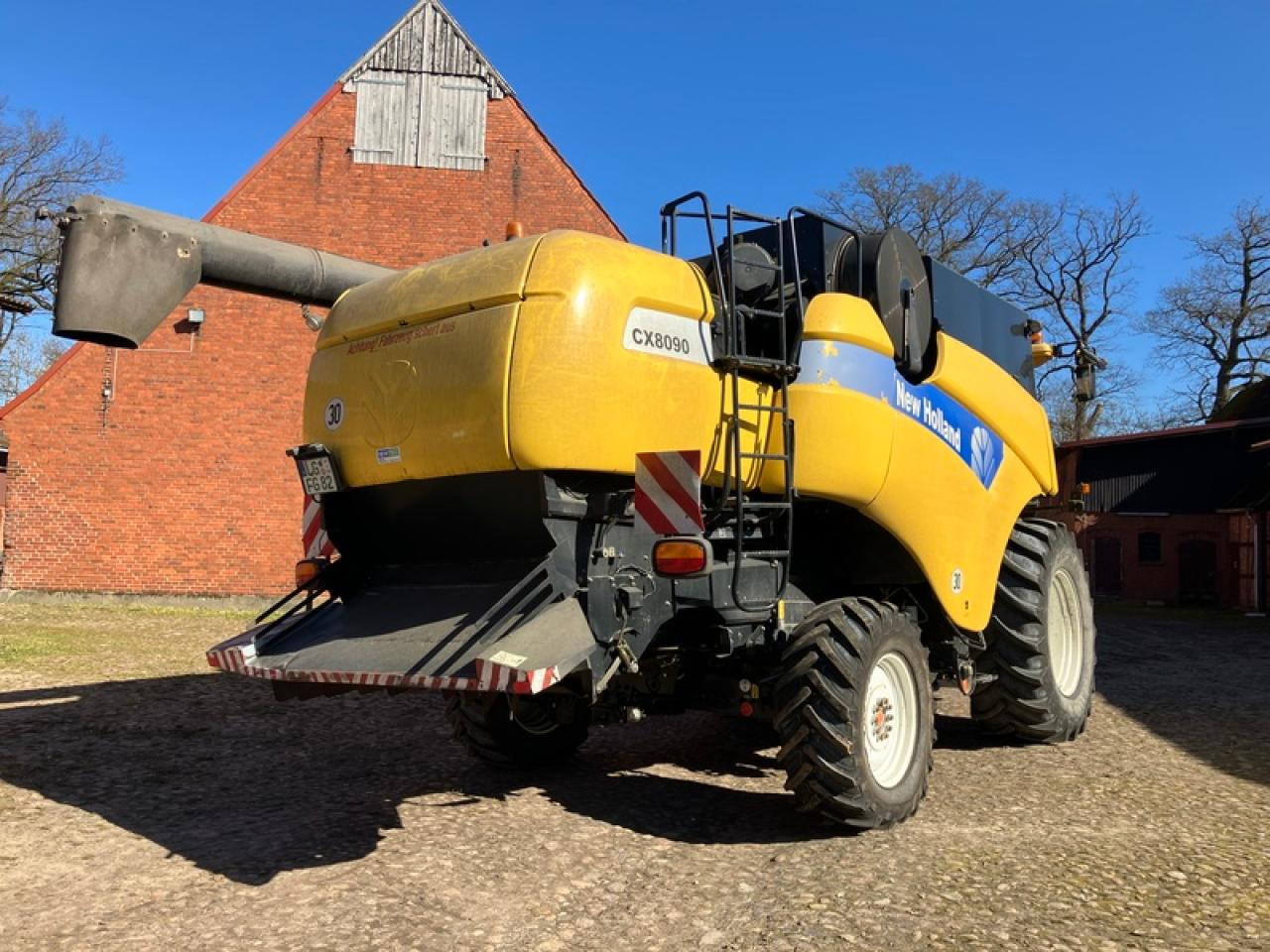 New Holland CX 8090 ALLRAD - Máy gặt đập: hình 4 New Holland CX 8090 ALLRAD - Máy gặt đập: hình 4
