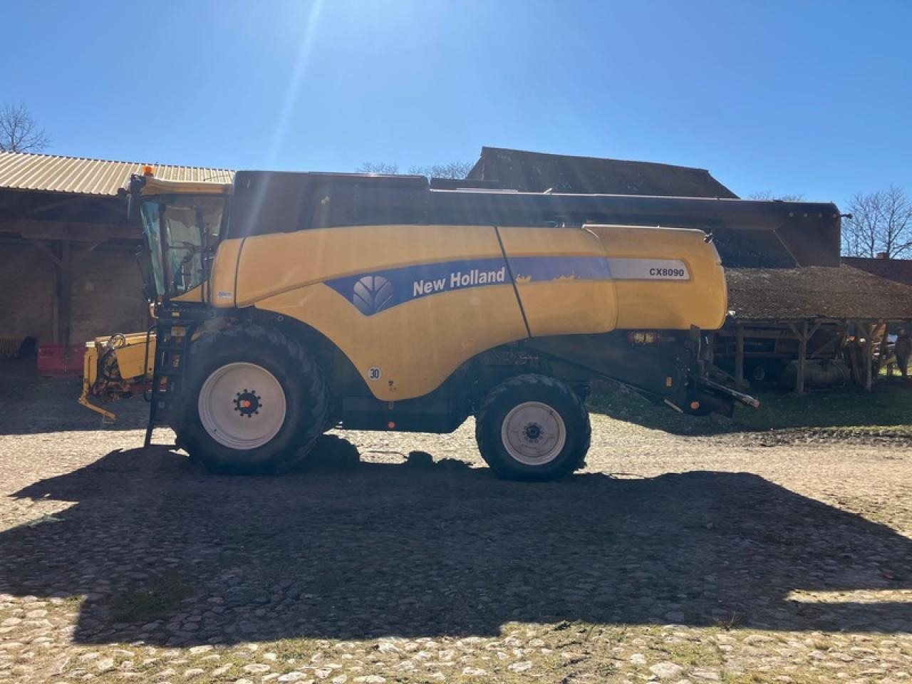 New Holland CX 8090 ALLRAD - Máy gặt đập: hình 2 New Holland CX 8090 ALLRAD - Máy gặt đập: hình 2