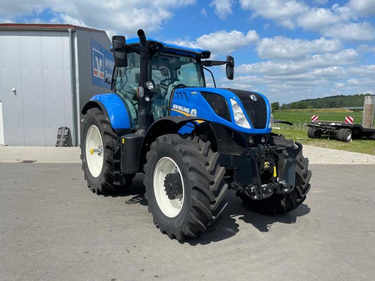 New Holland T 7.245 - Máy cày: hình 5 New Holland T 7.245 - Máy cày: hình 5