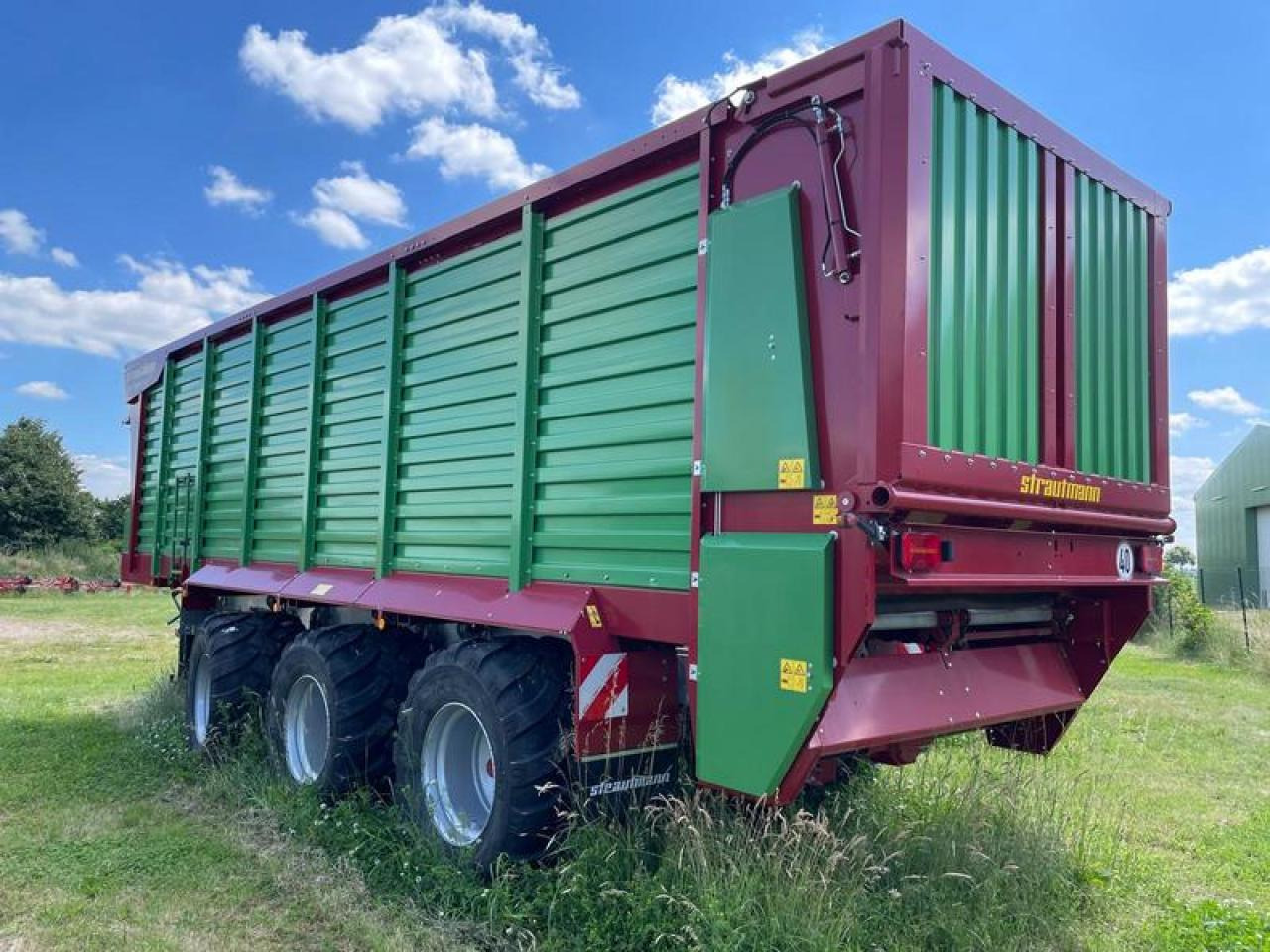 Strautmann GIGA 540 DO - Toa kéo nhỏng/ Xe đổ: hình 5 Strautmann GIGA 540 DO - Toa kéo nhỏng/ Xe đổ: hình 5
