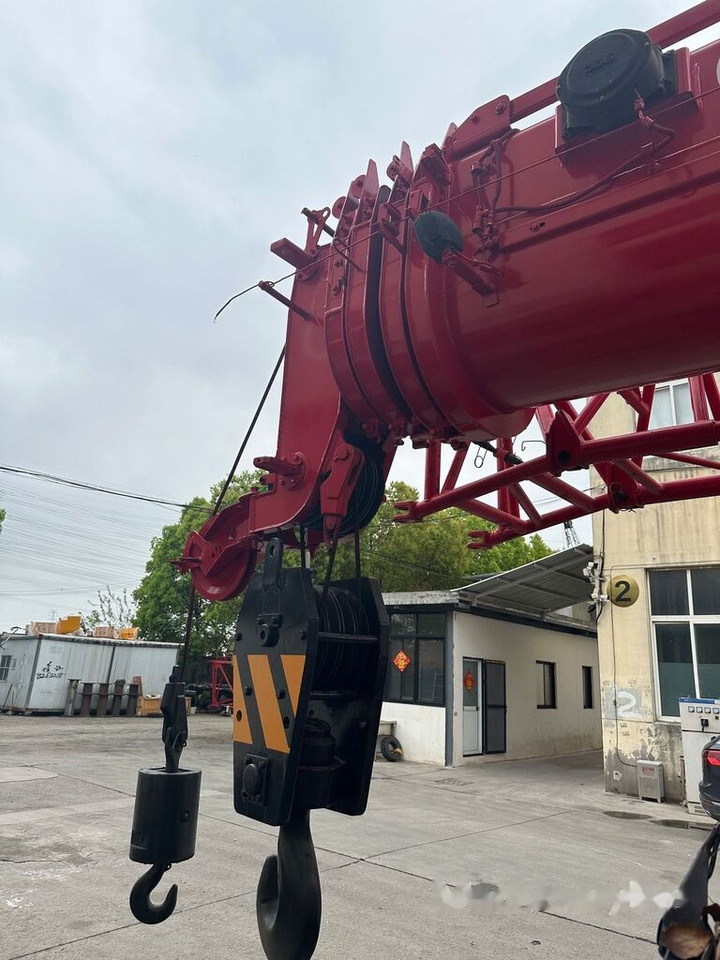 Sany STC350S STC250S STC250H 35T 35ton - Cẩu bánh lốp: hình 3 Sany STC350S STC250S STC250H 35T 35ton - Cẩu bánh lốp: hình 3