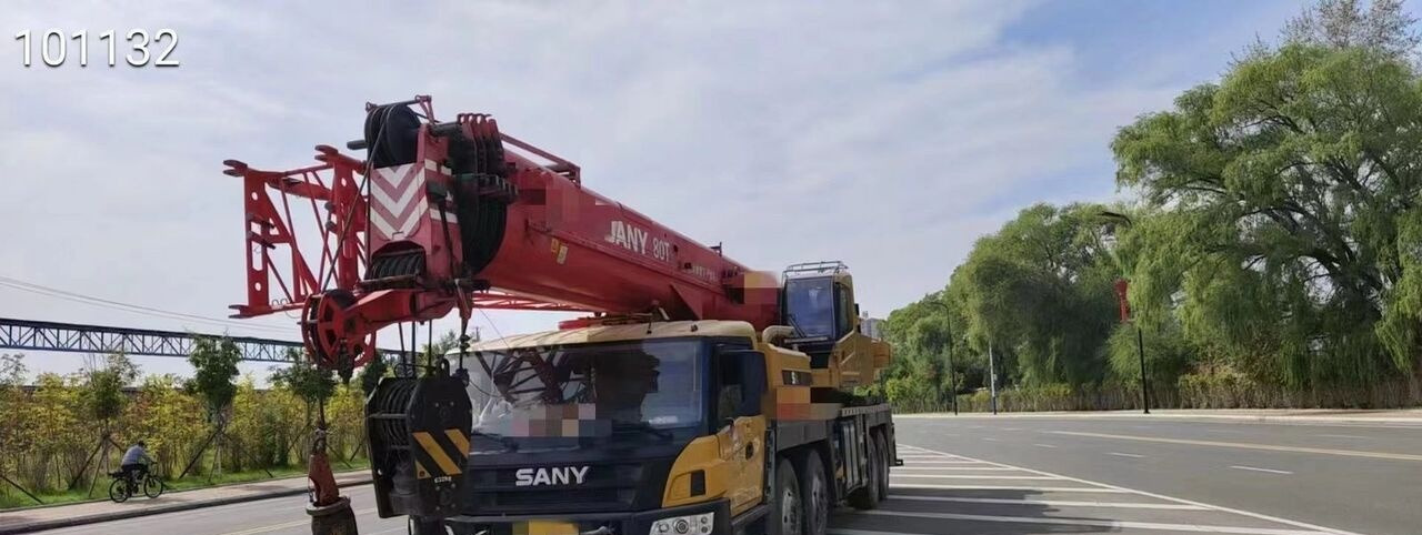 Sany STC500 - Cẩu bánh lốp: hình 2 Sany STC500 - Cẩu bánh lốp: hình 2